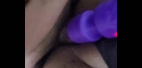  hondureña se viene rico con verga y vibrador